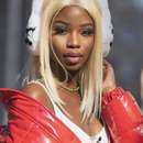 Hung Black Shemale Top or Bottom for Ithaca Gentleman ๐